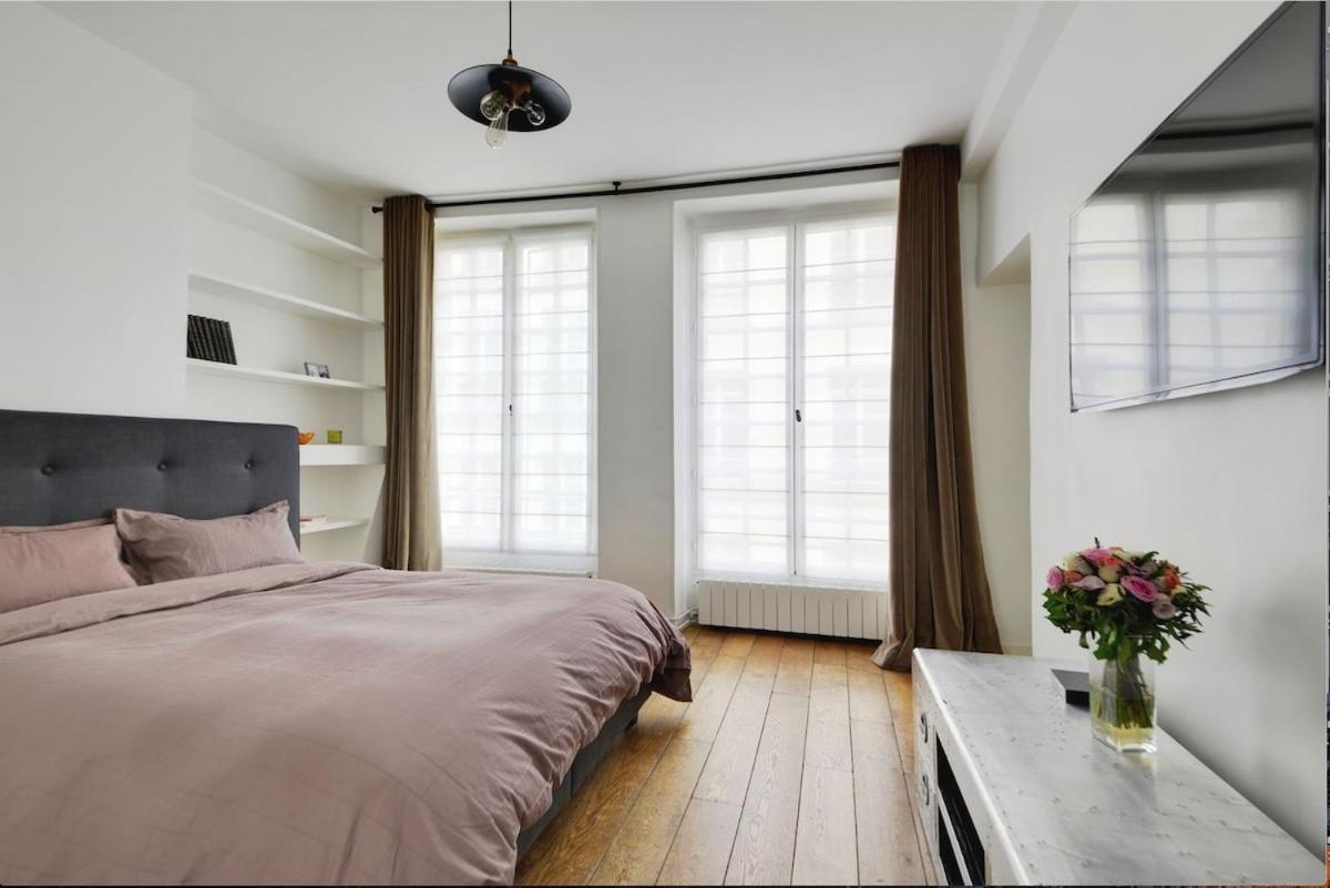 Luxury In Prestigious Le Marais - Location Appartement