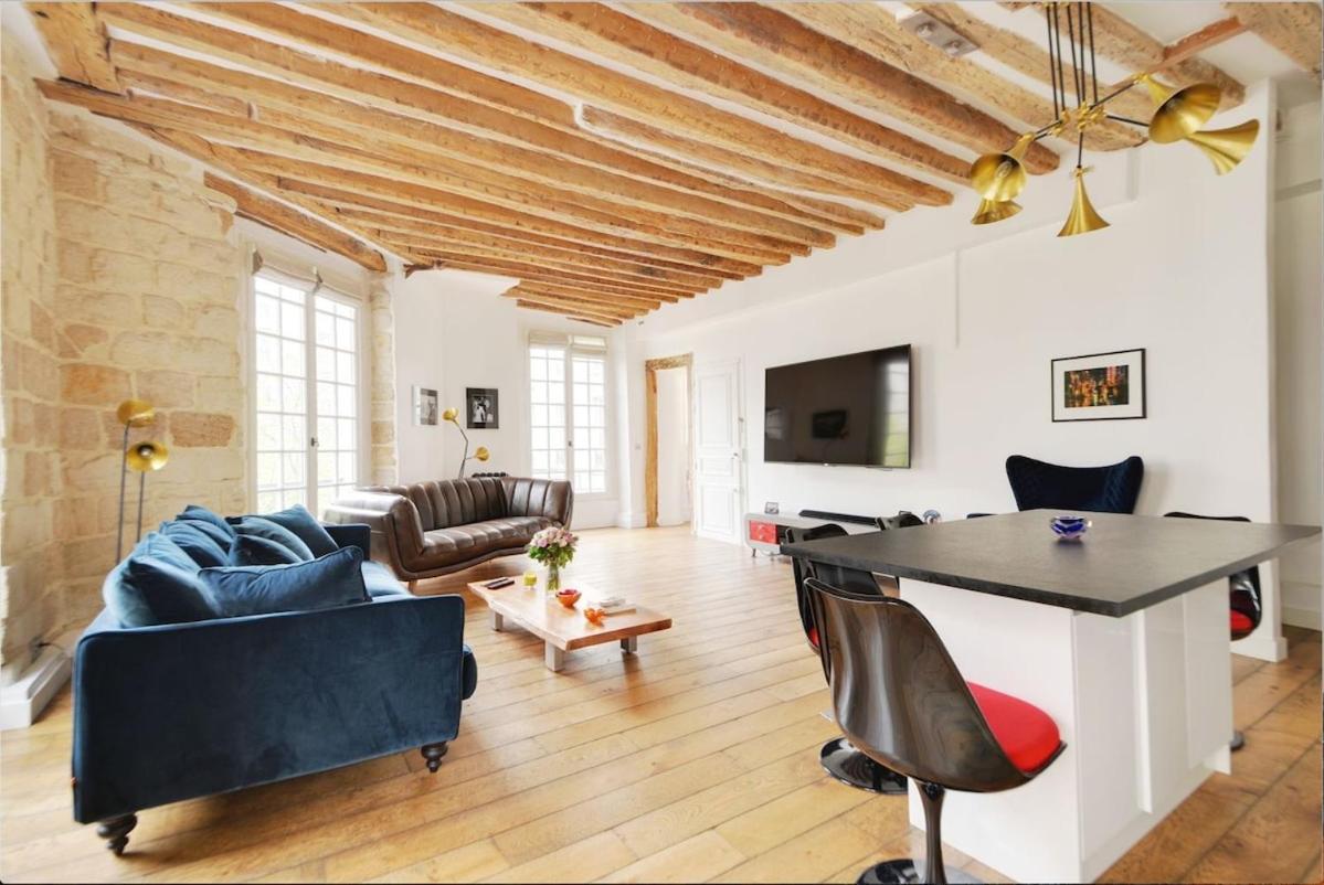 Appartement Luxury In Prestigious Le Marais - Location Paris